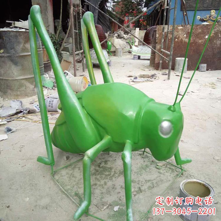 无锡玻璃钢蝗虫雕塑精美的艺术造型