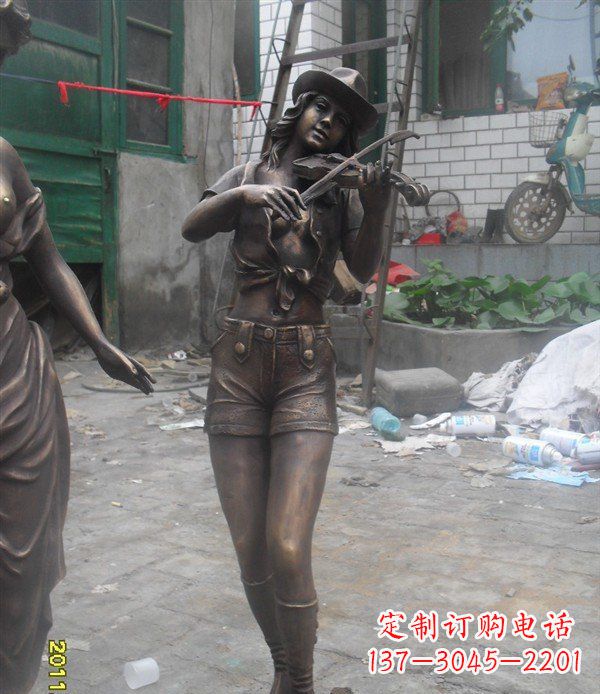 无锡美丽的玻璃钢女性雕塑