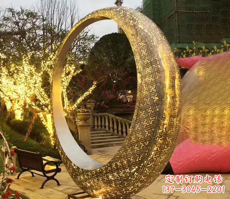 无锡不锈钢抽象发光月亮雕塑