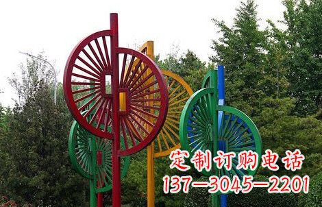 无锡不锈钢风车雕塑——动态美的艺术结晶