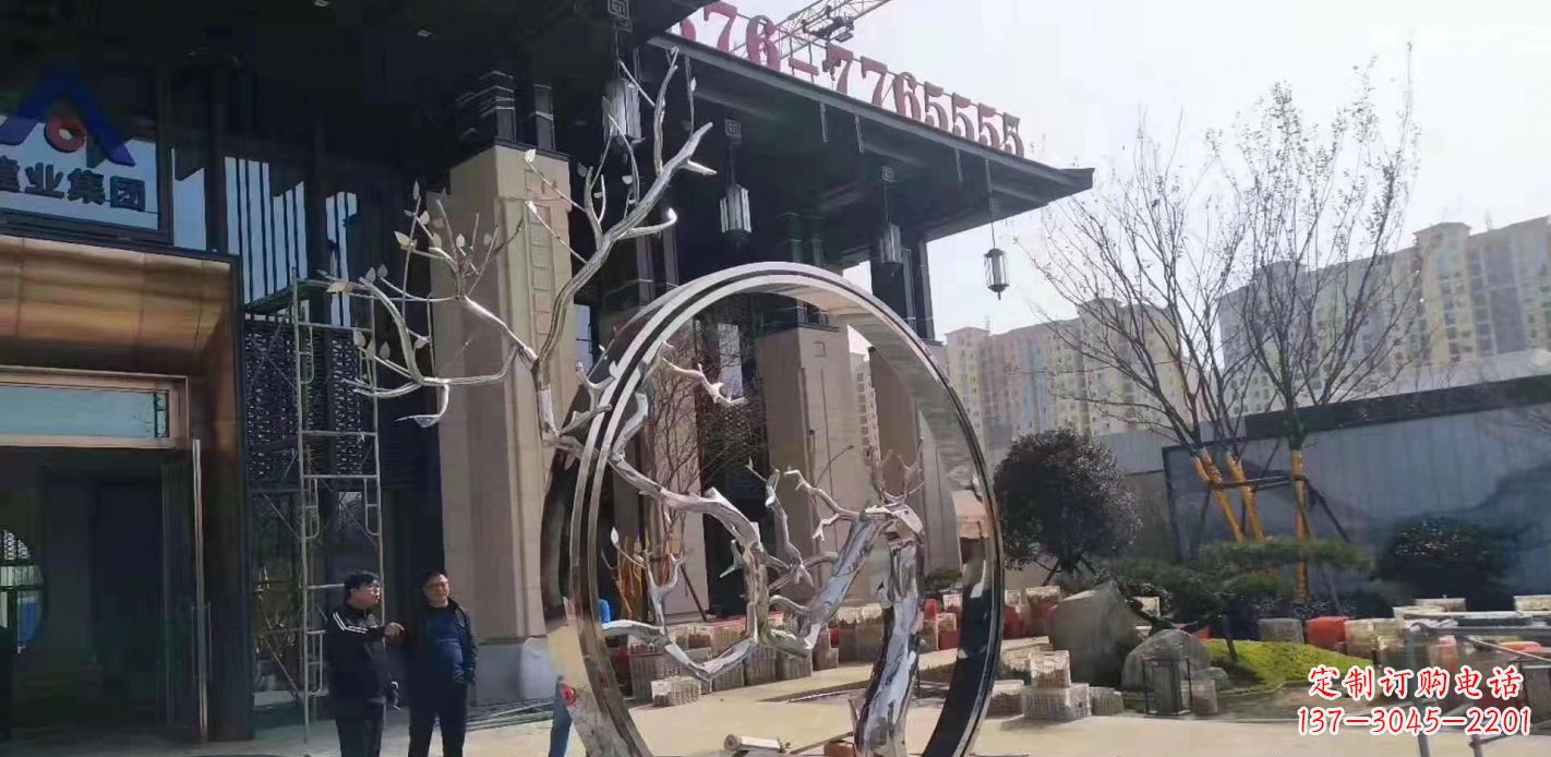 无锡不锈钢抽象镜面圆环雕塑