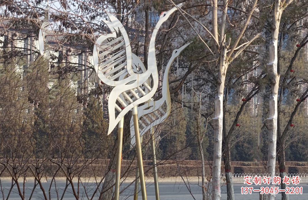 无锡不锈钢抽象仙鹤雕塑 (2)