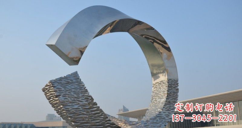 无锡不锈钢抽象圆环广场景观雕塑