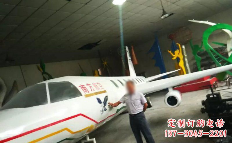 无锡不锈钢飞机雕塑 (2)