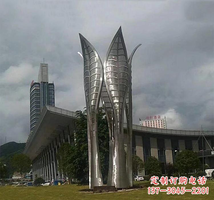 无锡不锈钢公园大型树叶雕塑精美绝伦