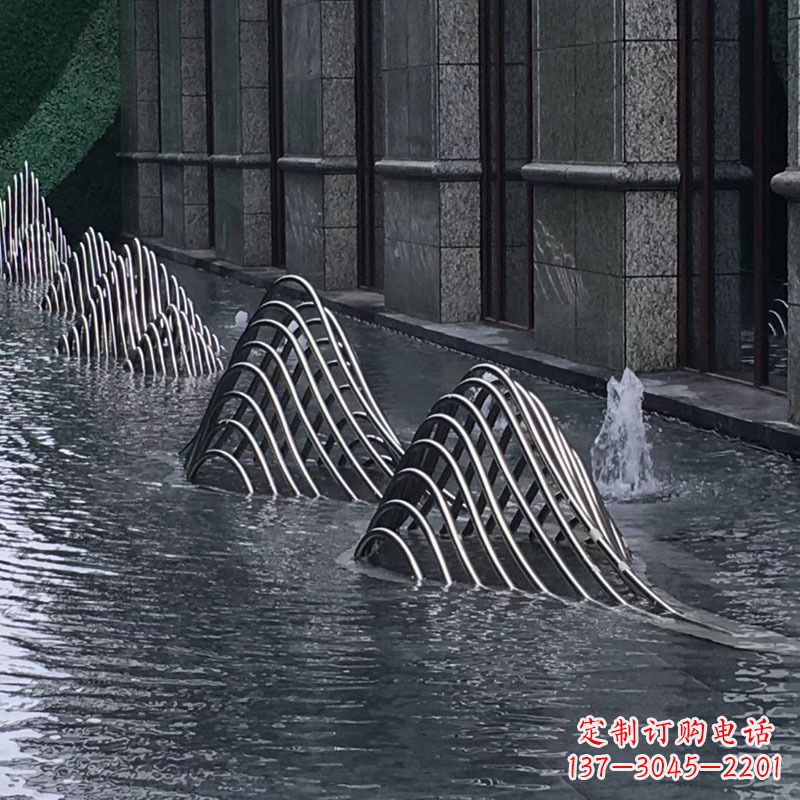 无锡不锈钢假山雕塑精美外形,百变造型