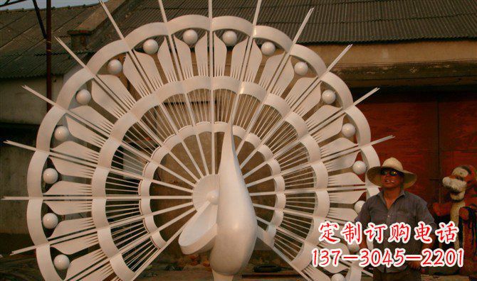 无锡不锈钢孔雀开屏雕塑