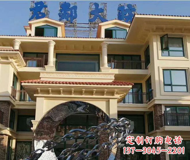 无锡不锈钢鲤鱼跃龙门雕塑——传承中国传统文化