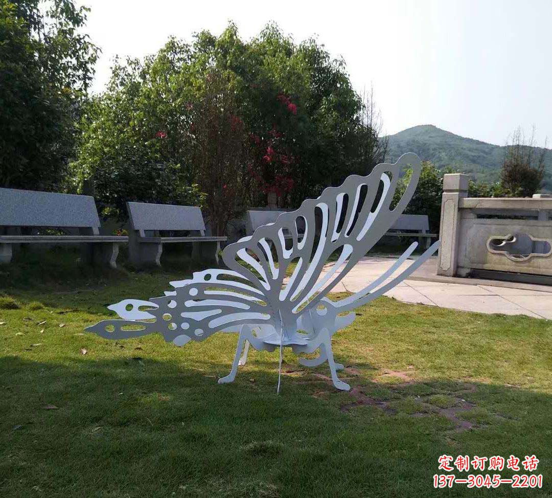 无锡不锈钢镂空蝴蝶装饰雕塑精美雕塑点缀美好生活