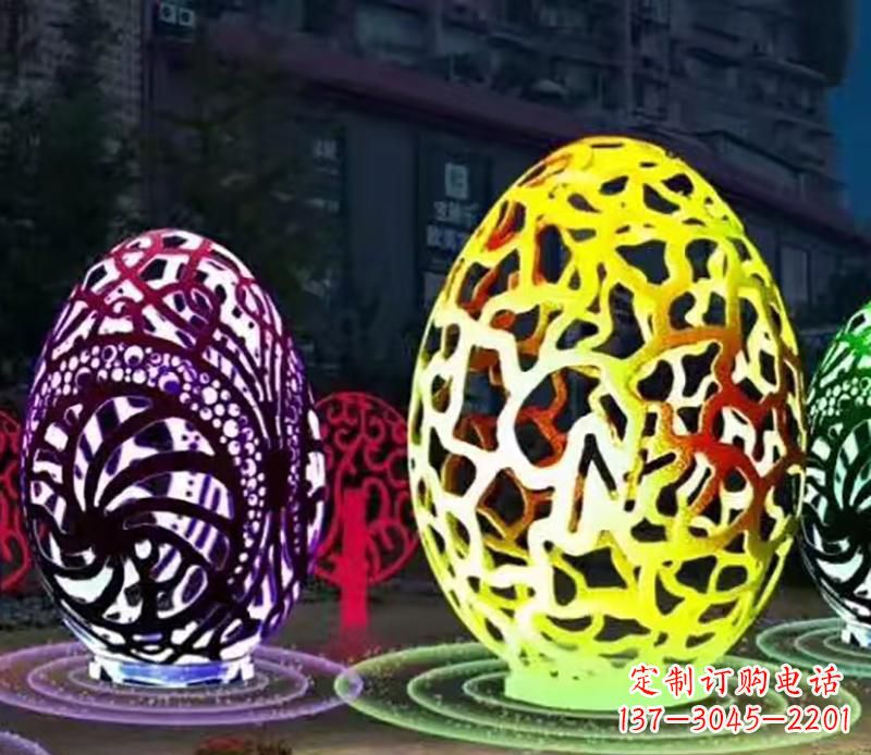 无锡不锈钢镂空鸡蛋雕塑精美绝伦