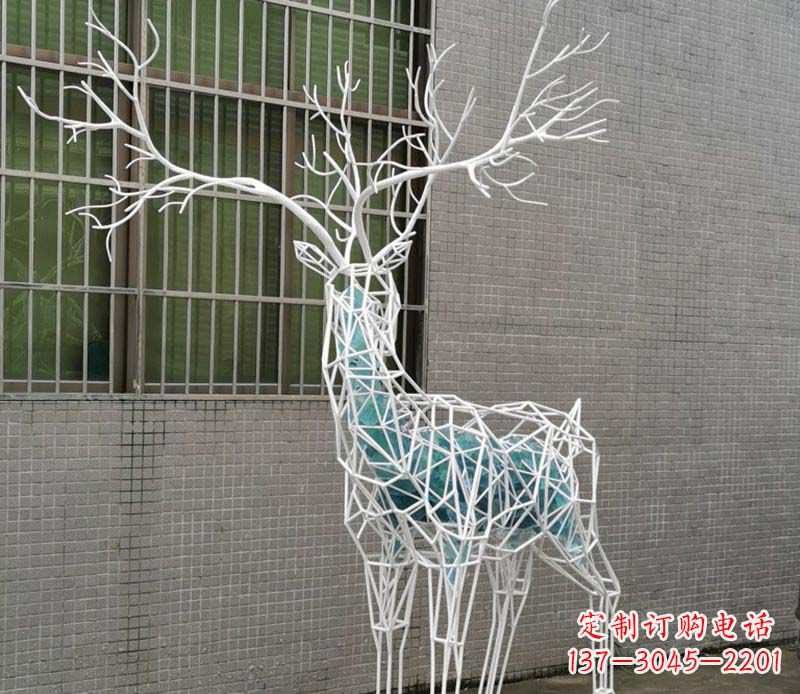 无锡不锈钢镂空梅花鹿雕塑