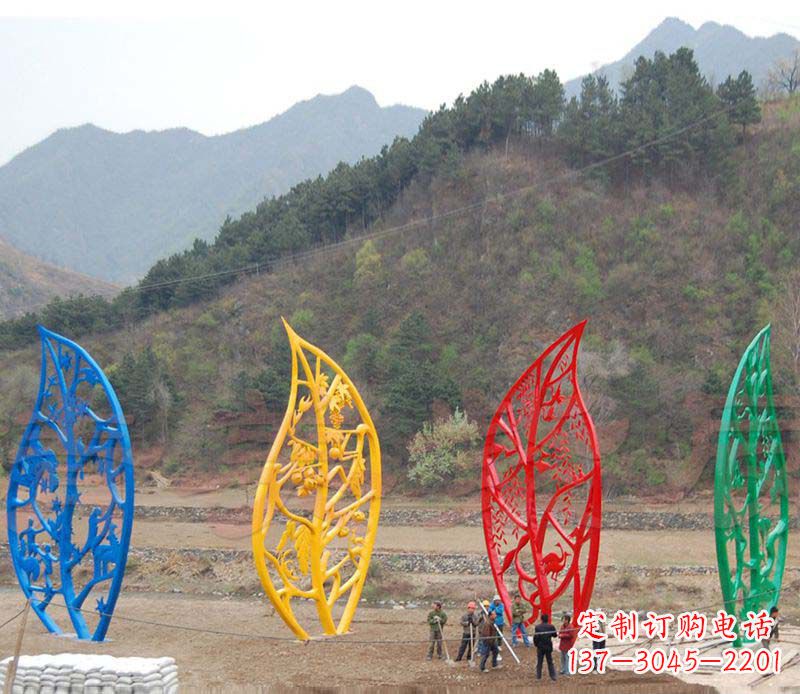 无锡不锈钢镂空树叶景观雕塑精美绝伦