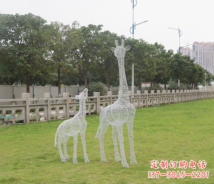 无锡精美的不锈钢长颈鹿雕塑
