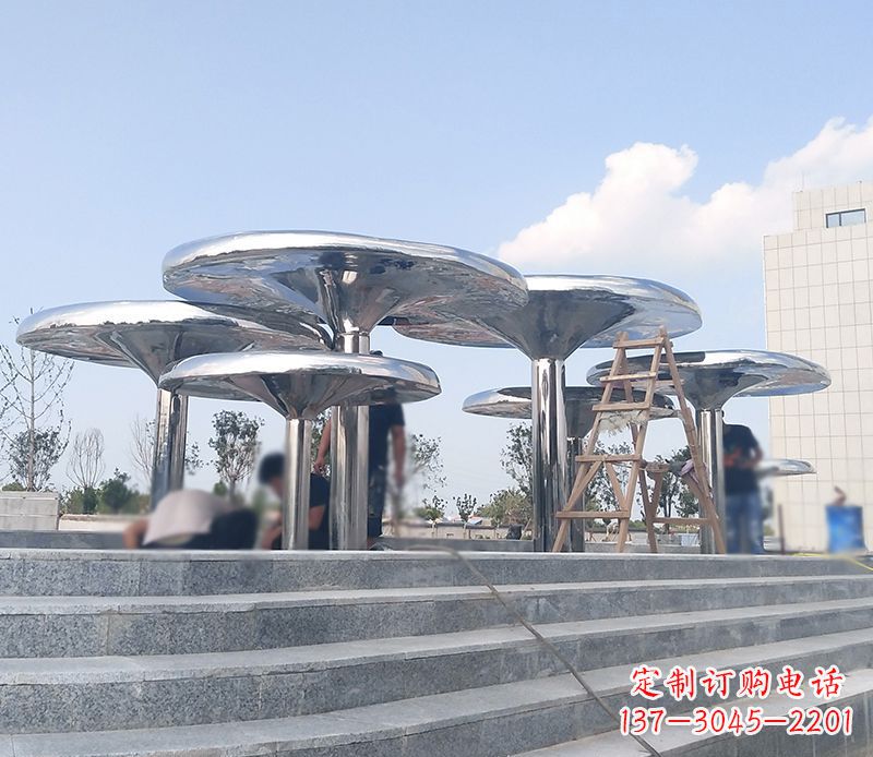 无锡不锈钢蘑菇公园景观雕塑