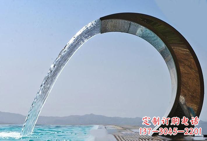 无锡精美不锈钢喷水圆环雕塑