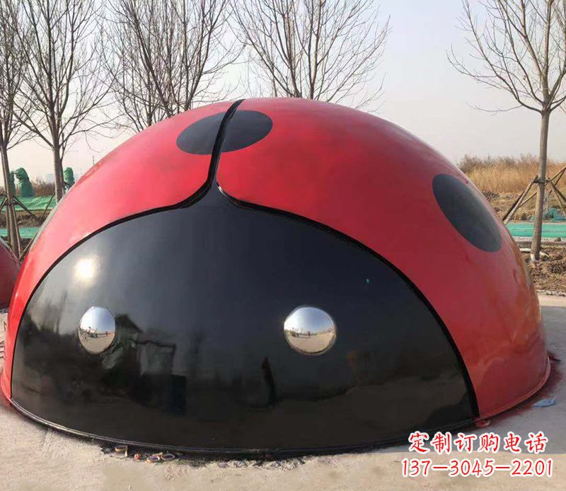 无锡不锈钢瓢虫雕塑精致的艺术之美
