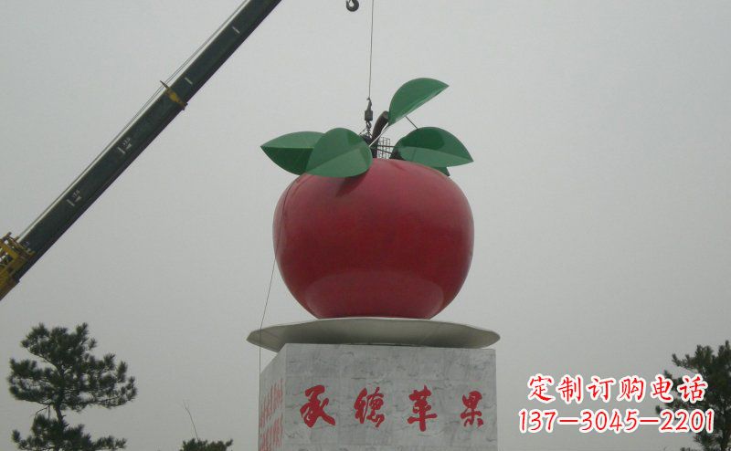 无锡精致不锈钢苹果雕塑