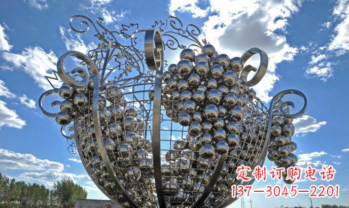 无锡不锈钢葡萄雕塑精致美观、经久耐用