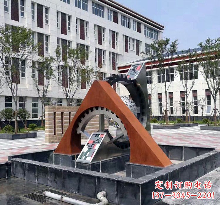 无锡不锈钢企业抽象匠心齿轮雕塑