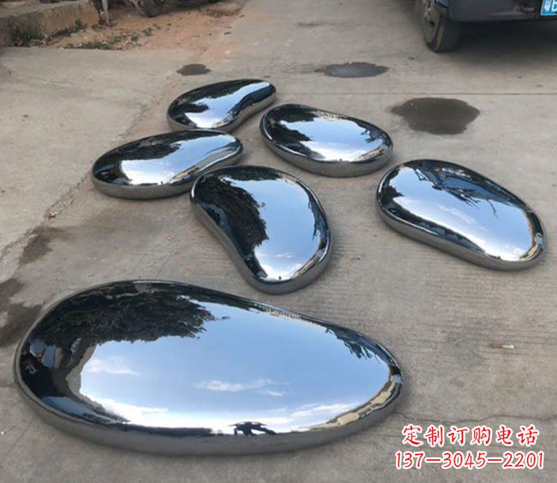 无锡水滴雕塑——不锈钢的精美之作