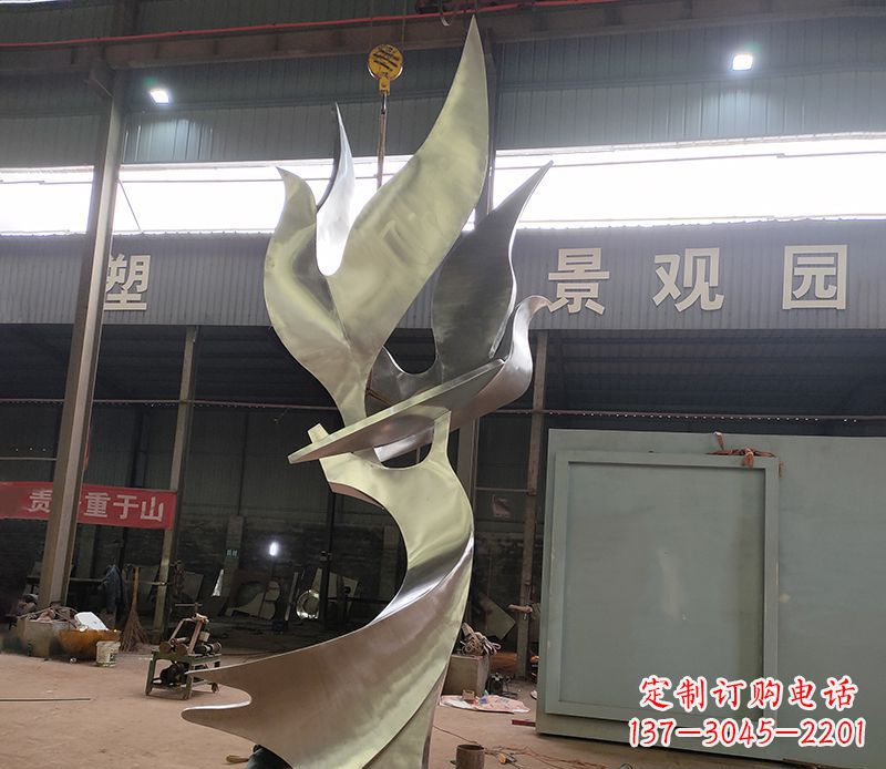 无锡不锈钢天鹅雕塑传承自然之美