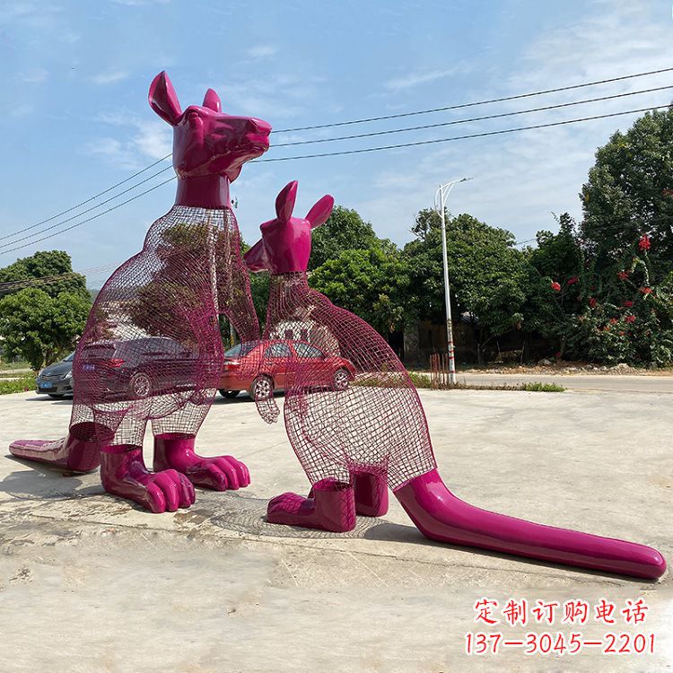 无锡不锈钢袋鼠雕塑给公园带来美好景观