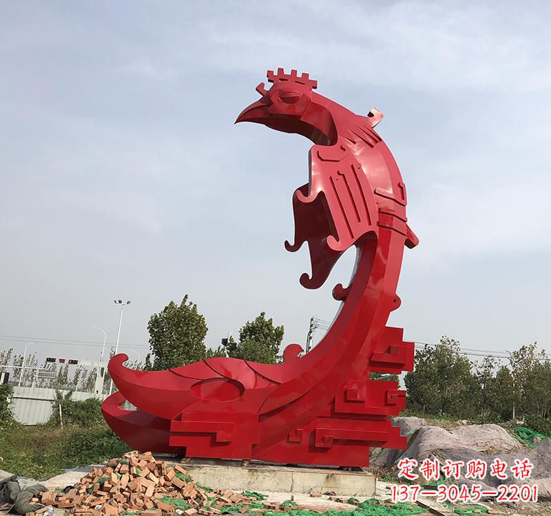 无锡凤凰展翅飞翔——不锈钢现代广场的雕塑之美