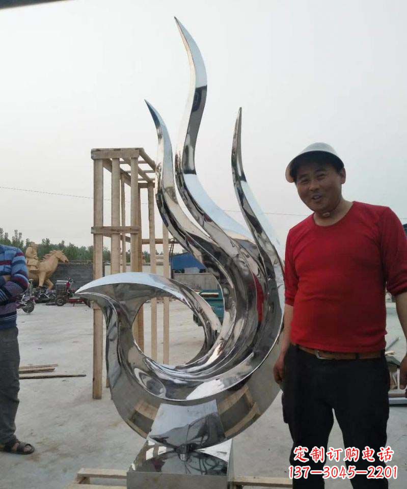 无锡不锈钢艺术之美——凤凰雕塑