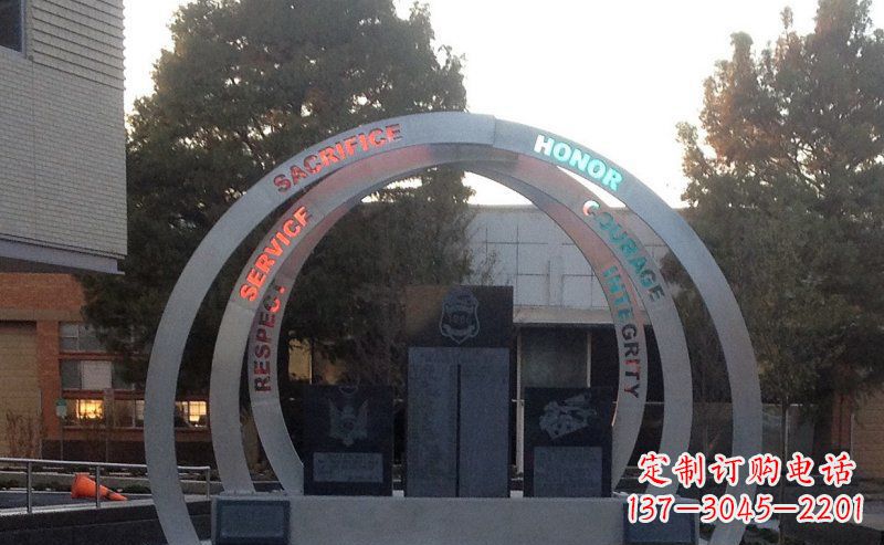 无锡不锈钢艺术门圆环雕塑——精美绝伦