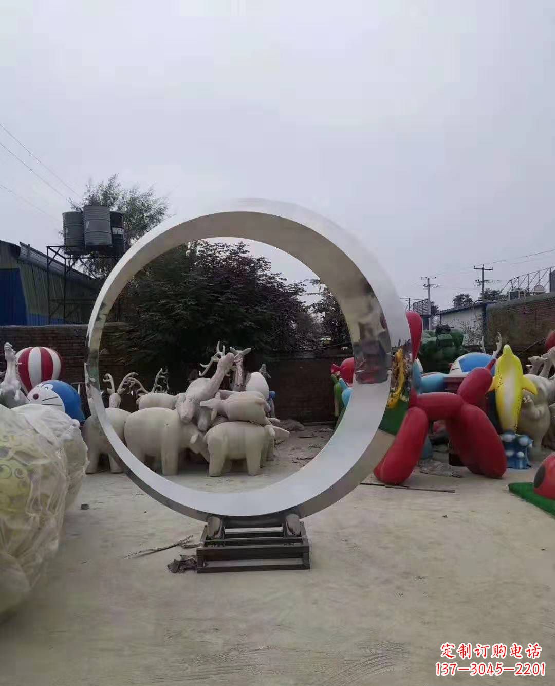 无锡不锈钢圆环雕塑,点缀环境美景