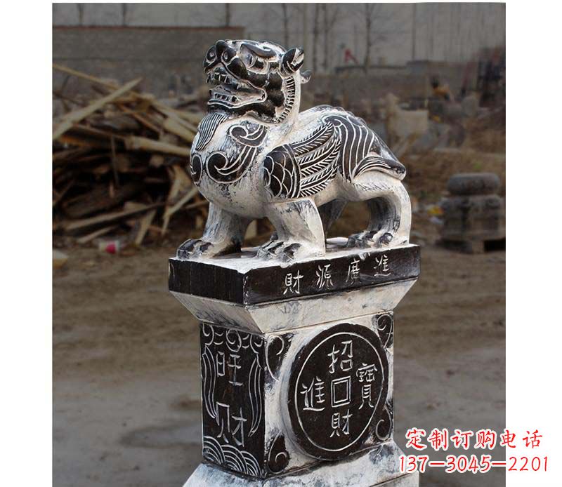 无锡门墩雕塑财源广进的象征