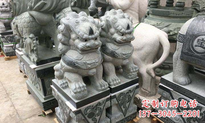无锡瑞士狮子门口雕塑