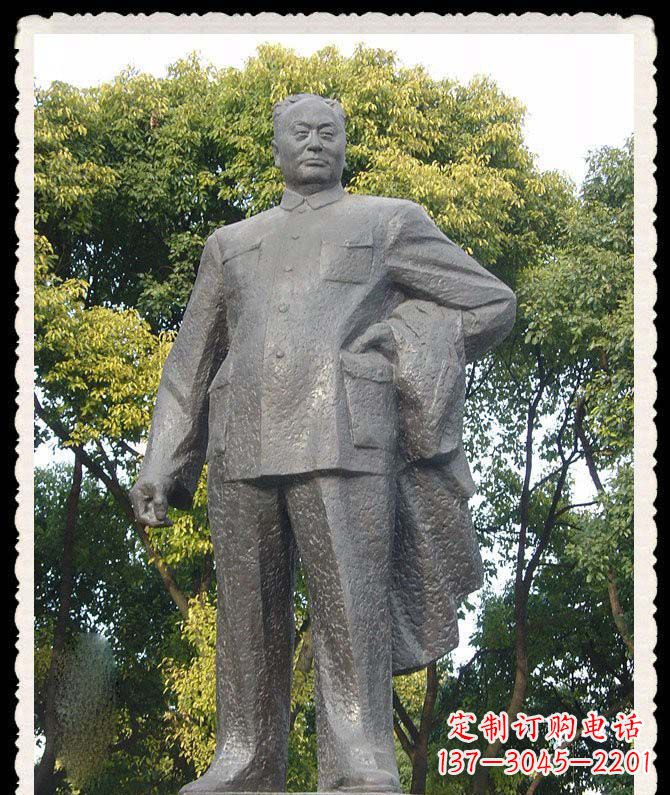无锡陈毅将军铜雕