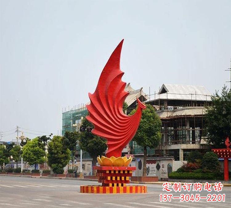 无锡凤凰雕塑为城市街边增添美丽