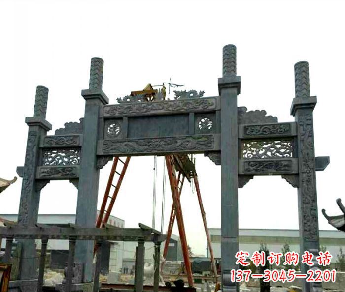 无锡村庄牌坊雕塑传承历史文化
