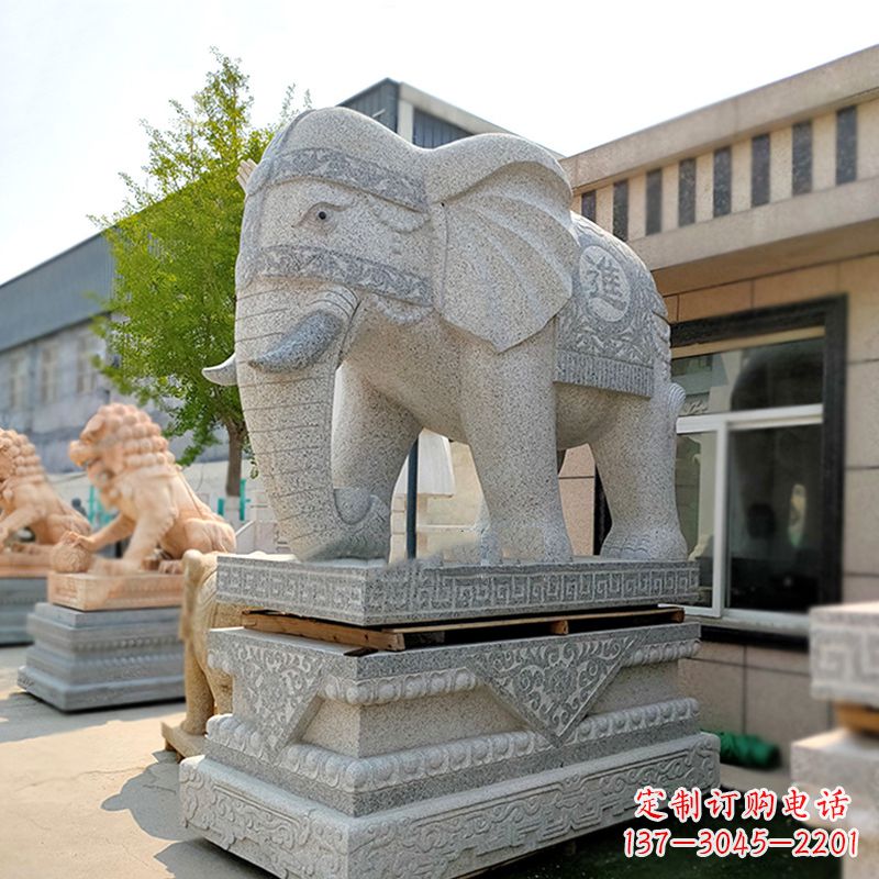 无锡新颖雄伟的大象雕塑