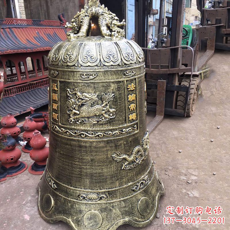 无锡华中领雕塑历久弥新的铜钟雕塑