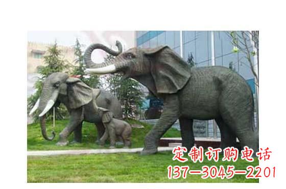 无锡精美铜雕大象一家三口