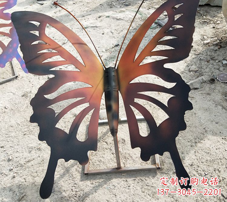 无锡大型不锈钢铁艺蝴蝶雕塑，户外公园园林彩色昆虫摆件