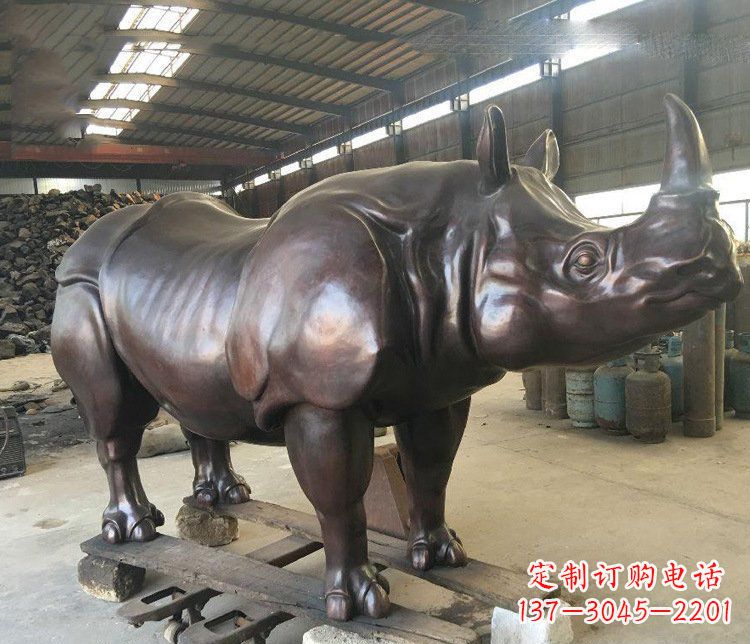 无锡精致大型牛铜雕塑