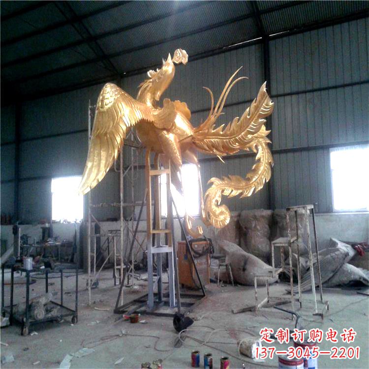 无锡锻铜鎏金凤凰吉祥和谐动物雕塑