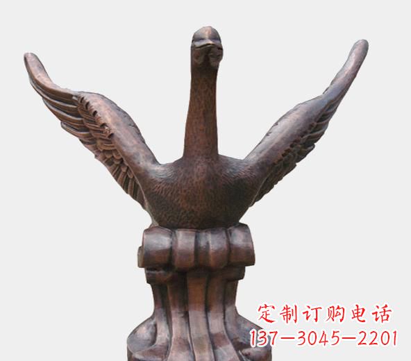 无锡高级锻铜天鹅雕塑