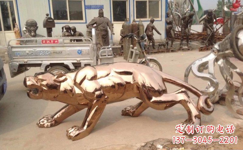 无锡精美不锈钢豹子雕塑