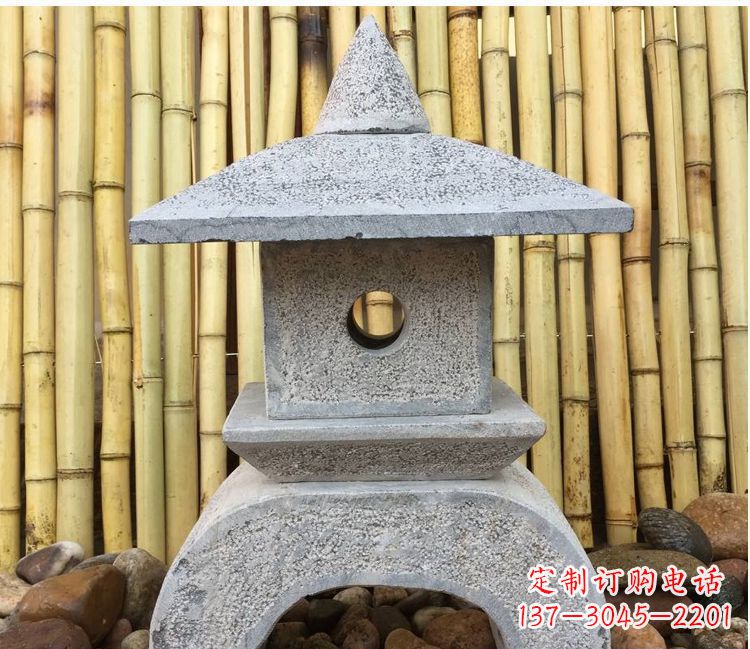 无锡古典灯笼石雕