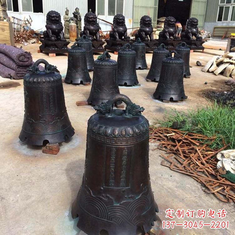 无锡手工精美的铜钟雕塑