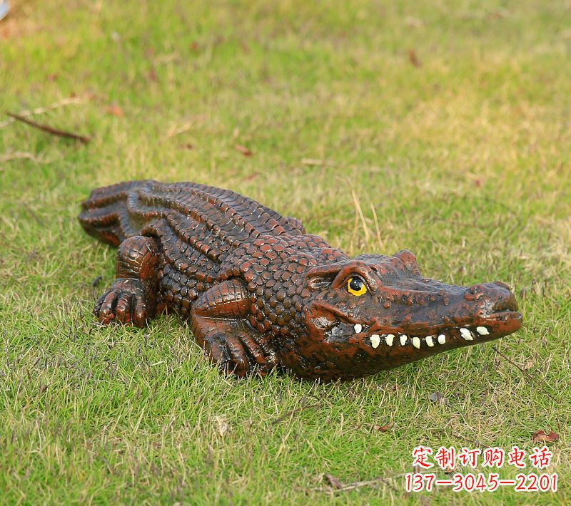 无锡仿真鳄鱼雕塑园林动物景观雕塑