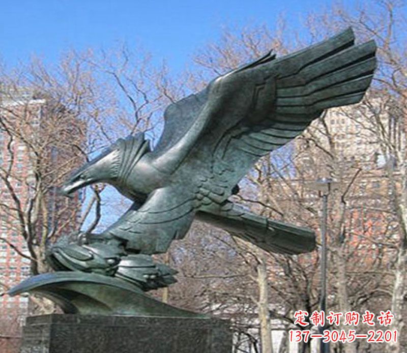 无锡飞鹰石雕动物景观雕塑