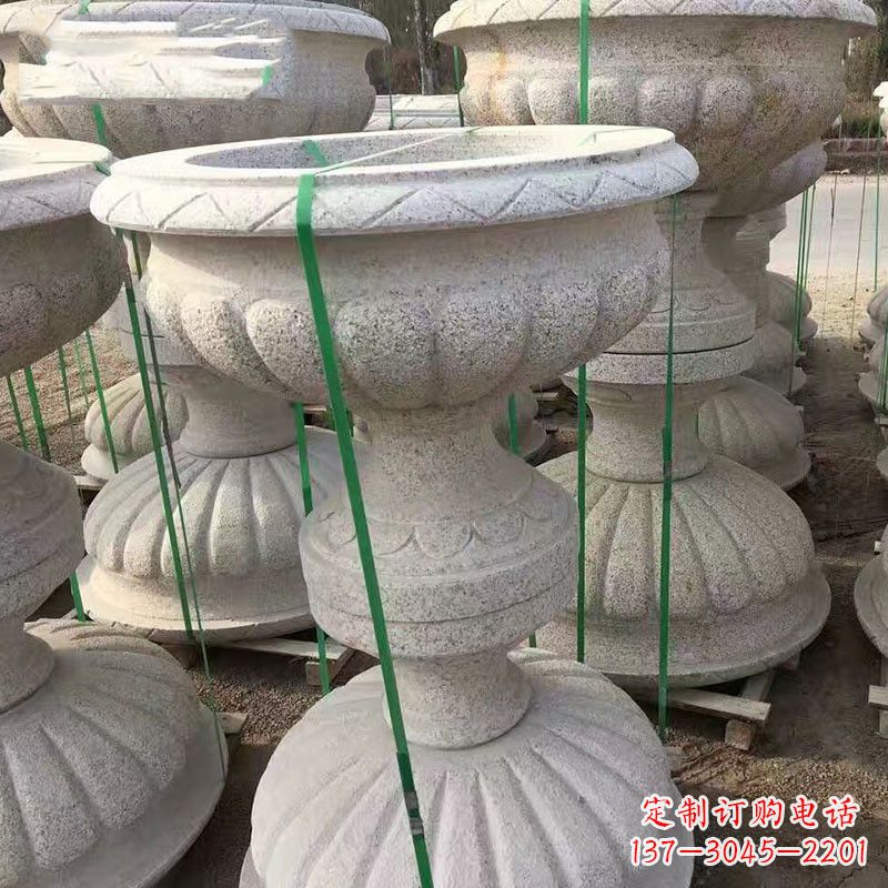 无锡高墩砂岩石雕刻花盆精致技艺打造传统文化风韵