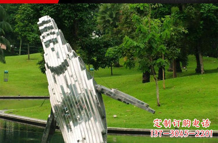 无锡温馨活泼的不锈钢动物企鹅雕塑