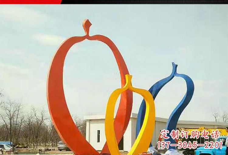 无锡金光闪耀,果实成熟——不锈钢苹果雕塑